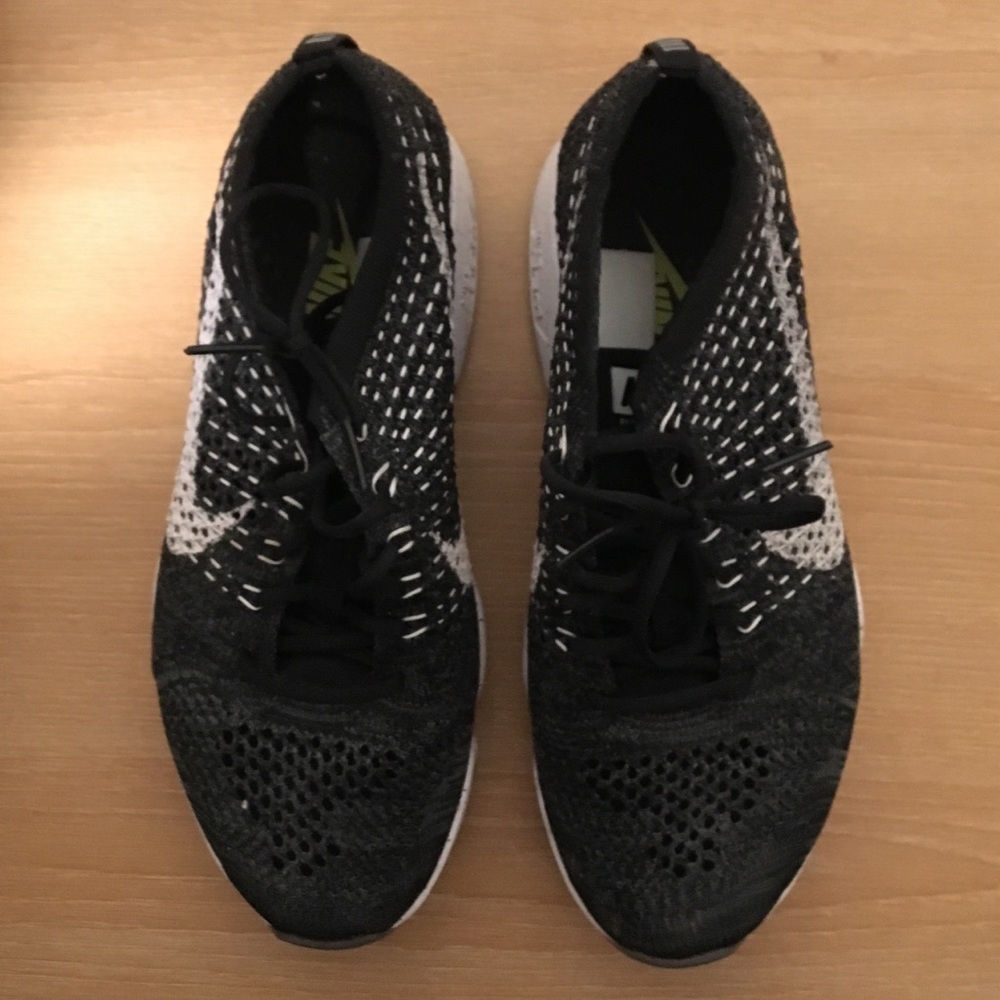 Nike ‘FLYKNIT ZOOM’ Sneakers